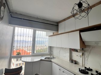 Yapıcıoğlu Cadde Üzeri : Efsane Manzaralı, Doğalgazlı Ve Size Özel Teraslı 2+1!